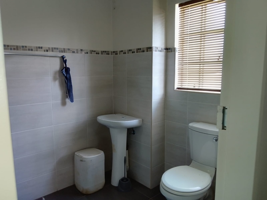 To Let 3 Bedroom Property for Rent in Waterkloof A H North West